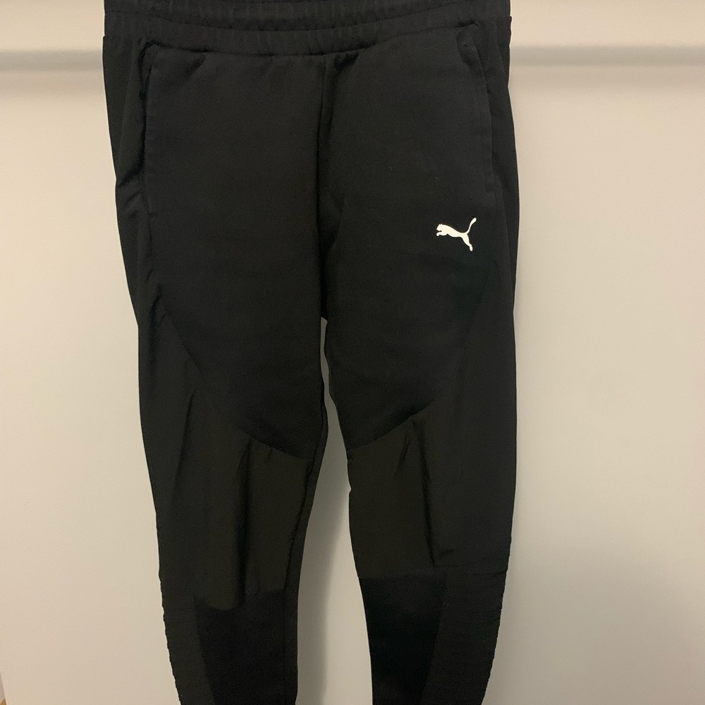 PUMA Joggers